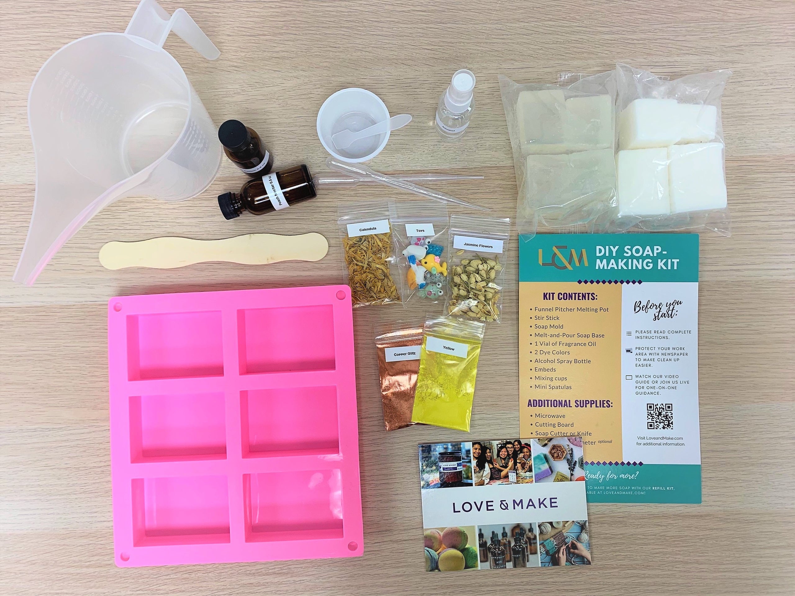 Soap Making Kit with All Soap Making Supplies DIY Melt and Pour Soap Kit Set